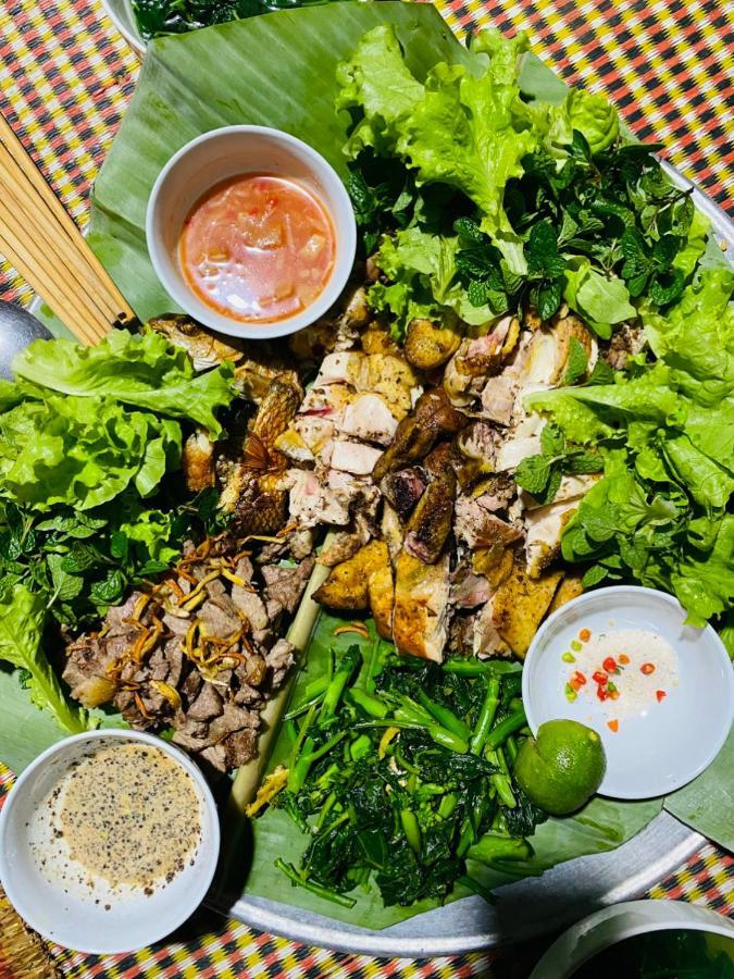 Du Gia Van Chung Homestay Làng Cac Екстериор снимка