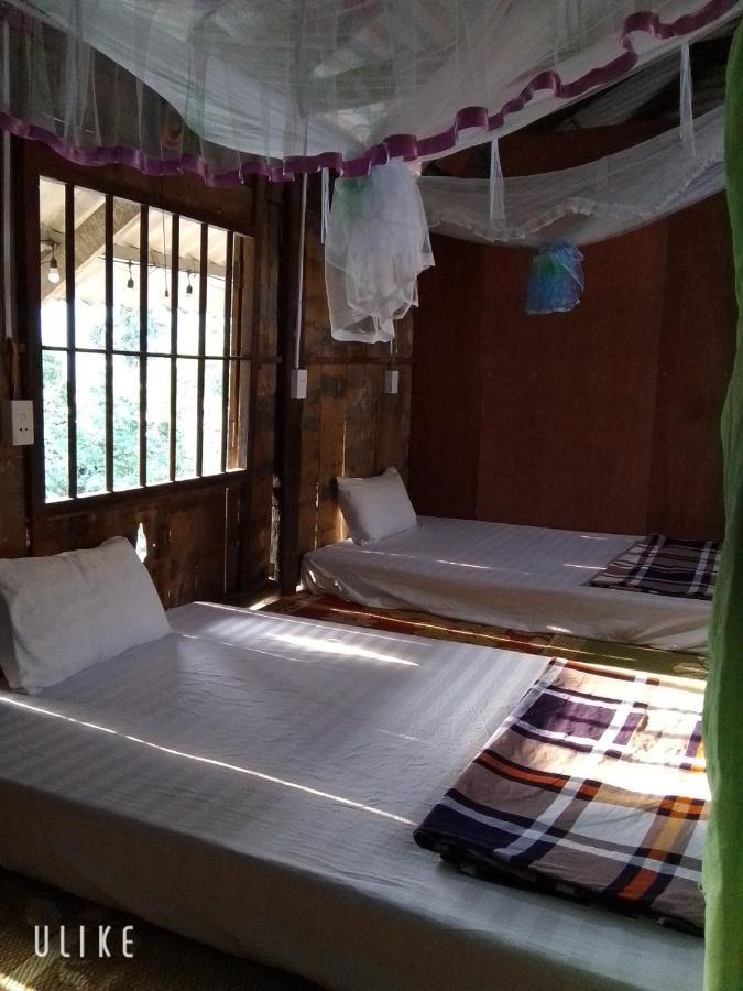 Du Gia Van Chung Homestay Làng Cac Екстериор снимка