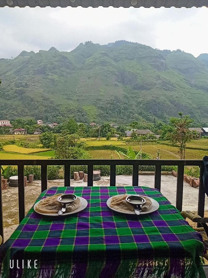 Du Gia Van Chung Homestay Làng Cac Екстериор снимка