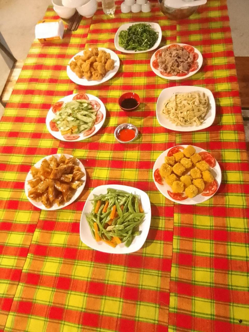 Du Gia Van Chung Homestay Làng Cac Екстериор снимка